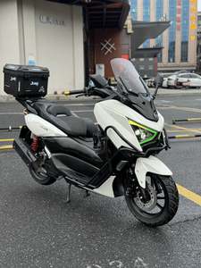 二手望雅猛士四代