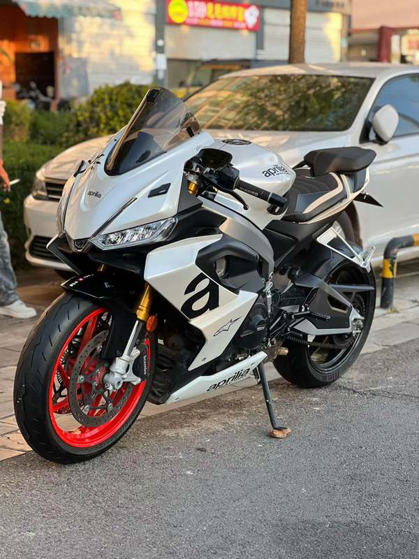 二手阿普利亚RS 660 