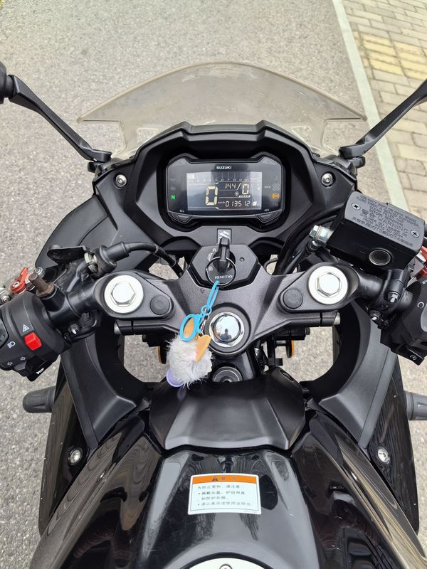 二手豪爵铃木GSX250R