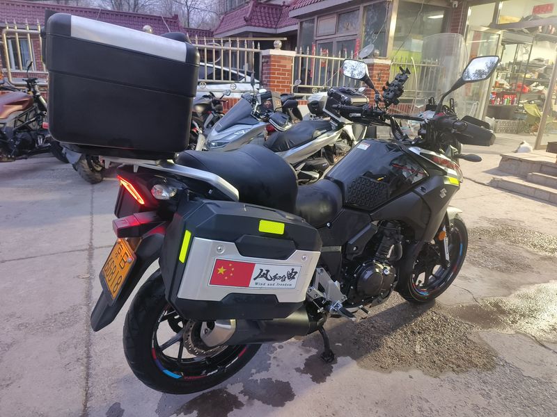 二手豪爵铃木DL250