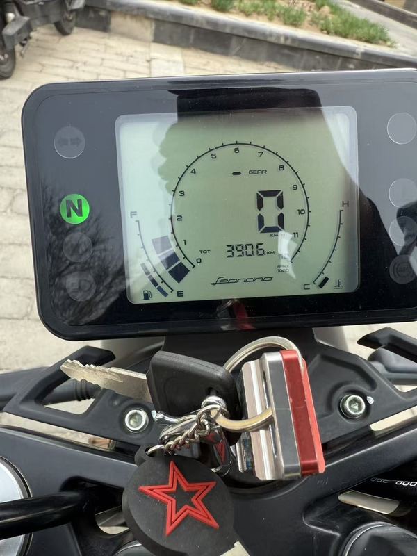 二手贝纳利幼狮 Leoncino 250