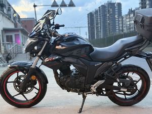 二手济南铃木极客飒 Gixxer 155 NK
