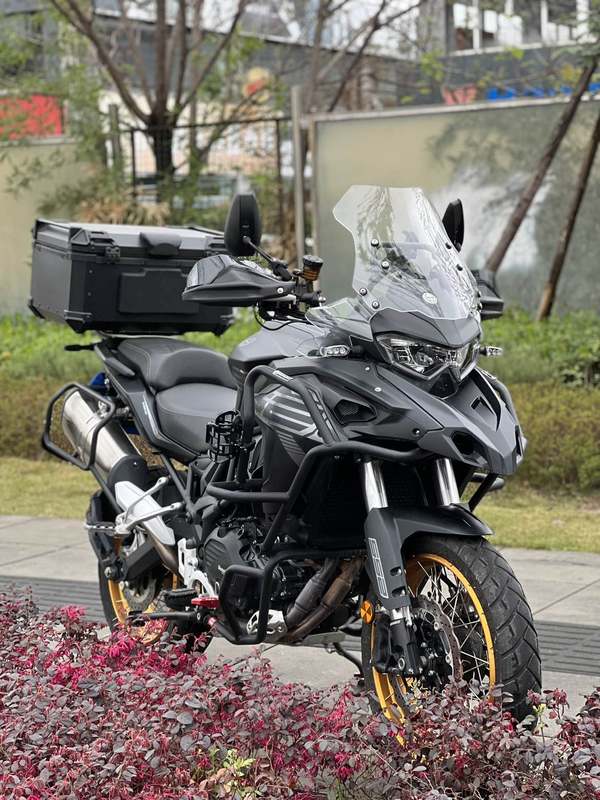 二手贝纳利TRK552