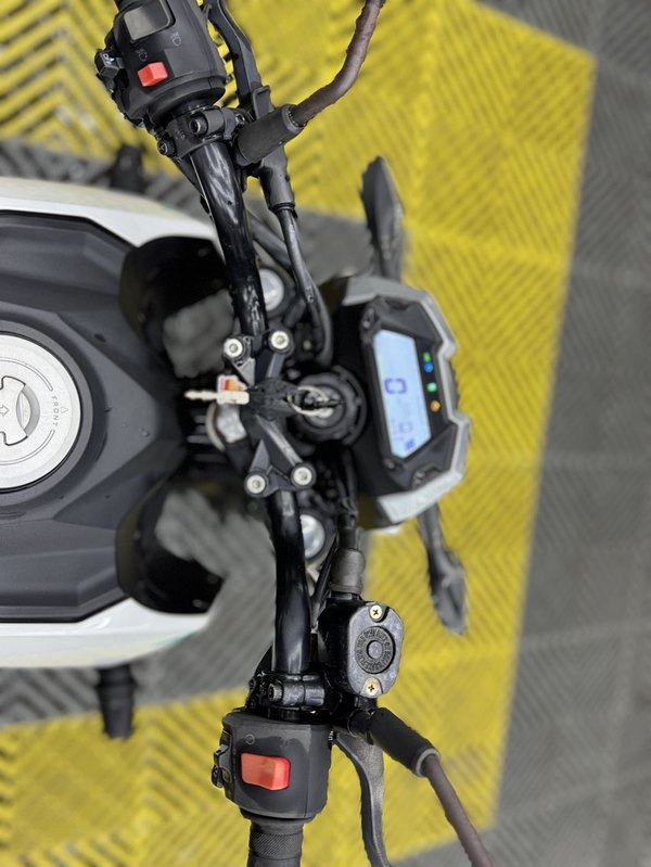 二手春风ST狒狒