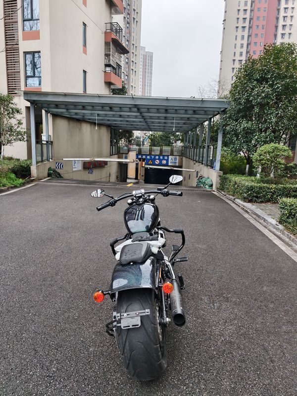 二手哈雷戴维森突破者 Breakout