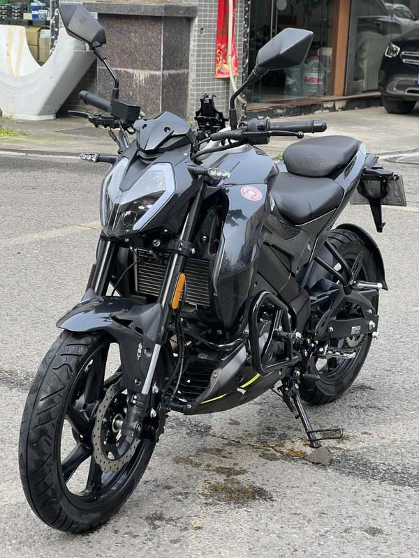 二手贝纳利小迅龙 BN150S