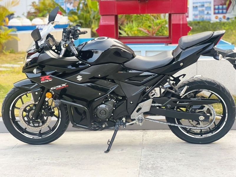 二手豪爵铃木GSX250R