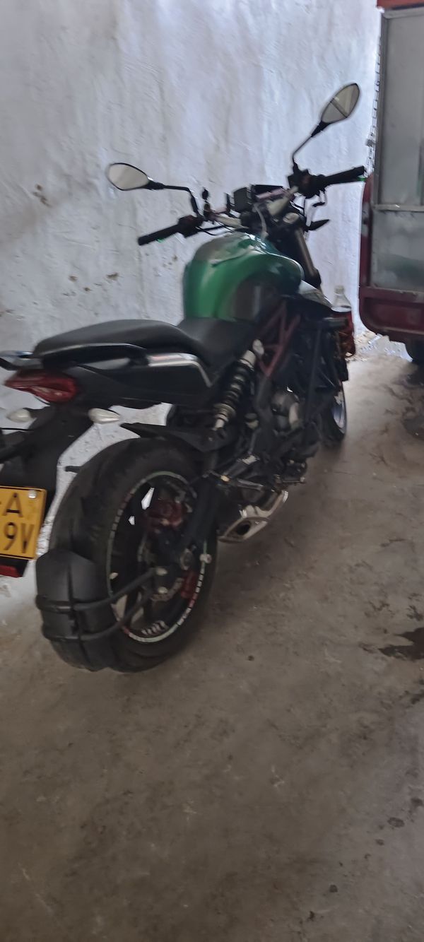 二手贝纳利蓝宝龙 BN302S