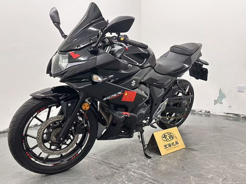 二手豪爵铃木GSX250R