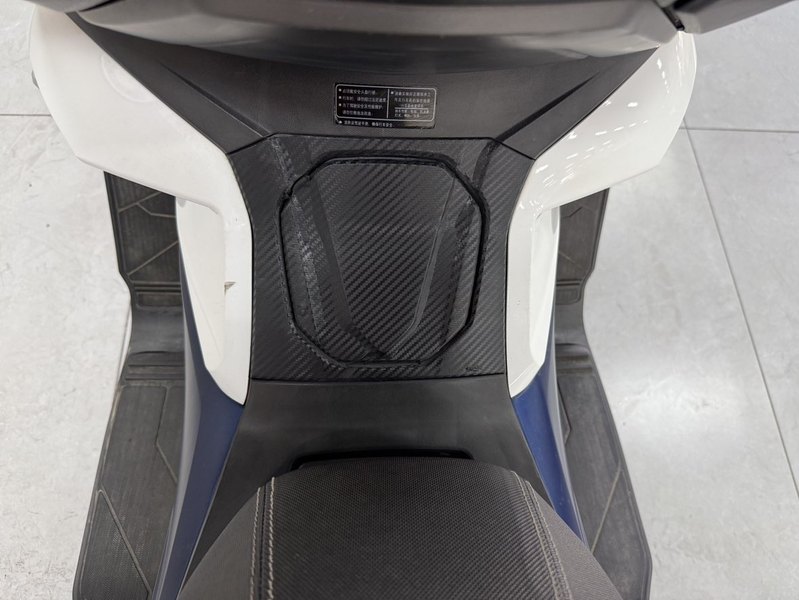 二手大阳V锐 ADV350