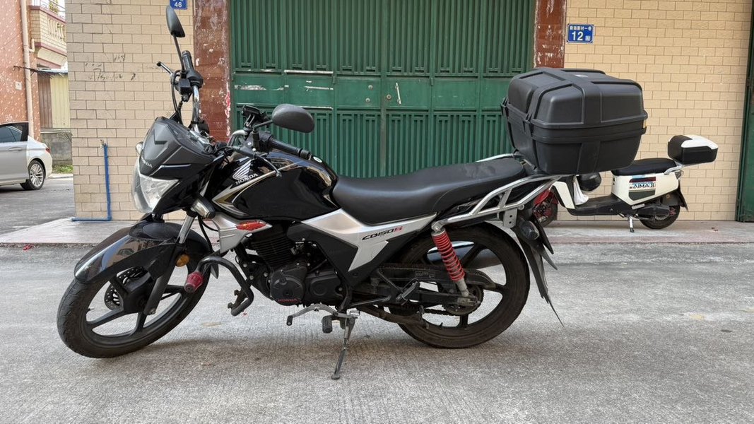 二手五羊本田帅影150