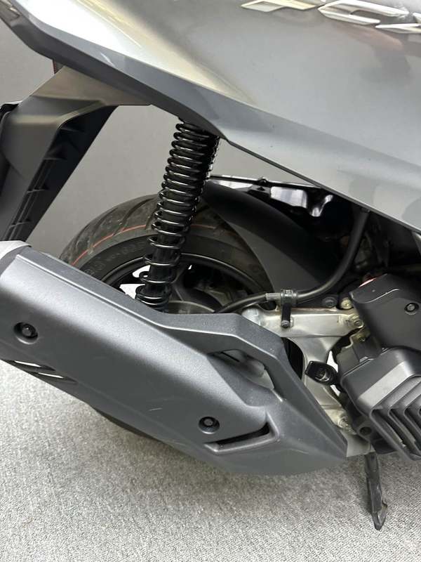 二手五羊本田PCX