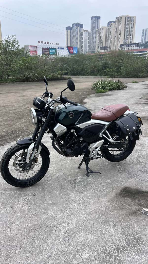 二手五羊本田鸷道 CB190SS