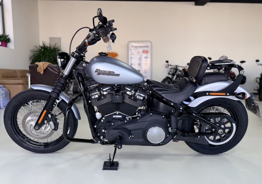 二手哈雷戴维森街霸 Street Bob