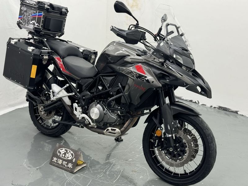 二手贝纳利金鹏 TRK502