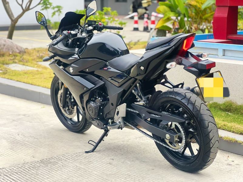 二手豪爵铃木GSX250R