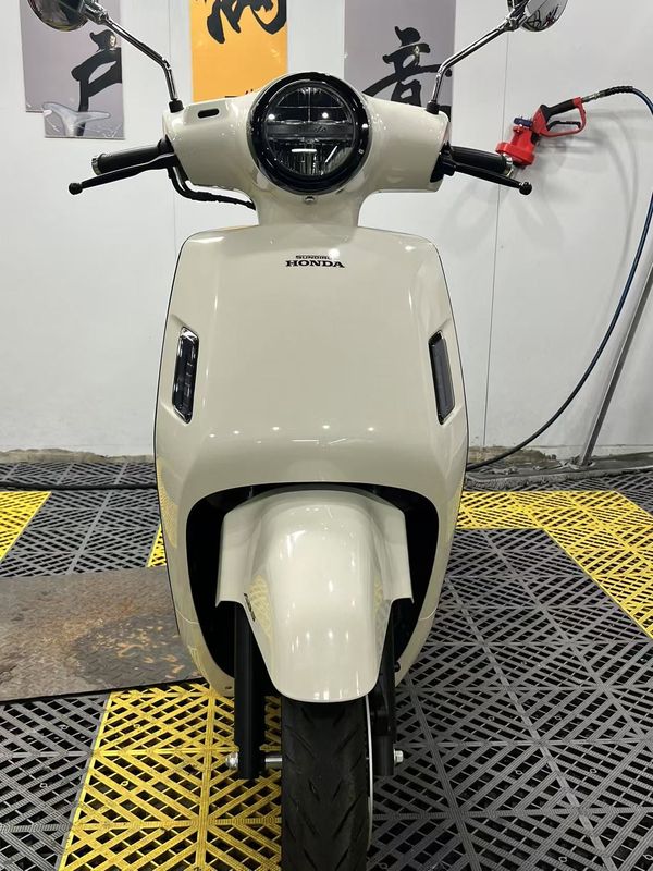 二手新大洲本田NS125LA