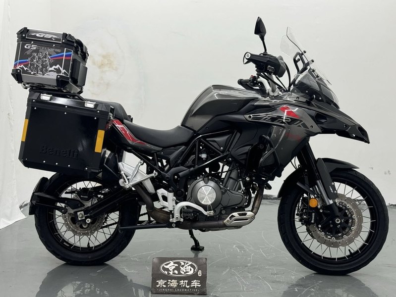 二手贝纳利金鹏 TRK502