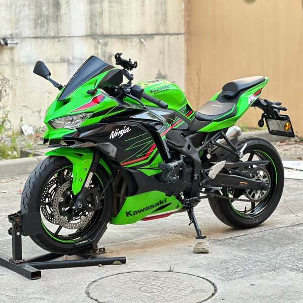 二手川崎ZX-4R