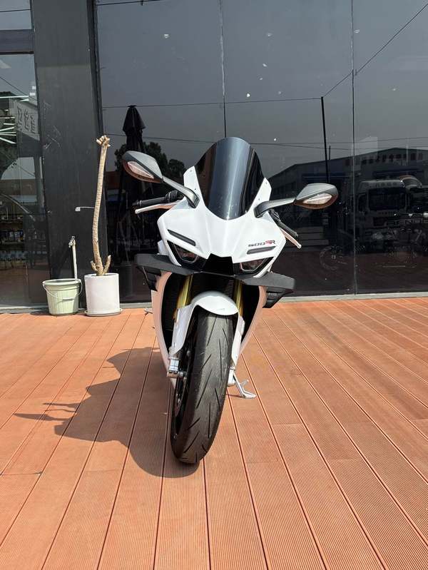 二手张雪机车500RR