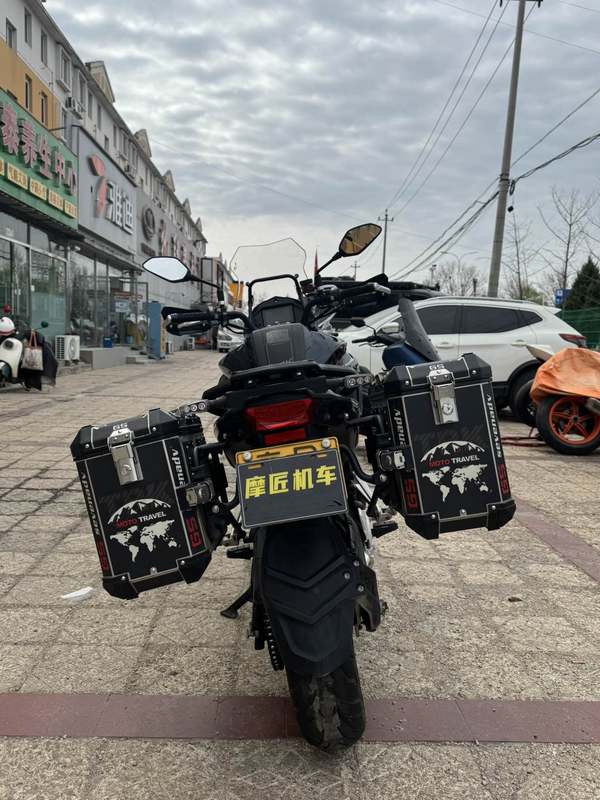 二手贝纳利金鹏 TRK502