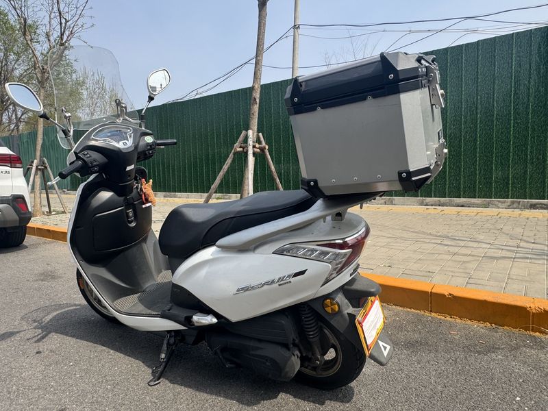 二手五羊本田SCR110 佳御