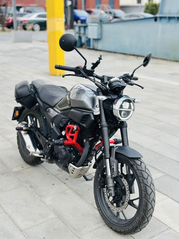 二手新大洲本田CBF190TR