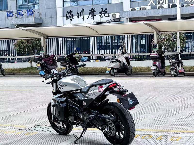 二手哈雷戴维森X 350