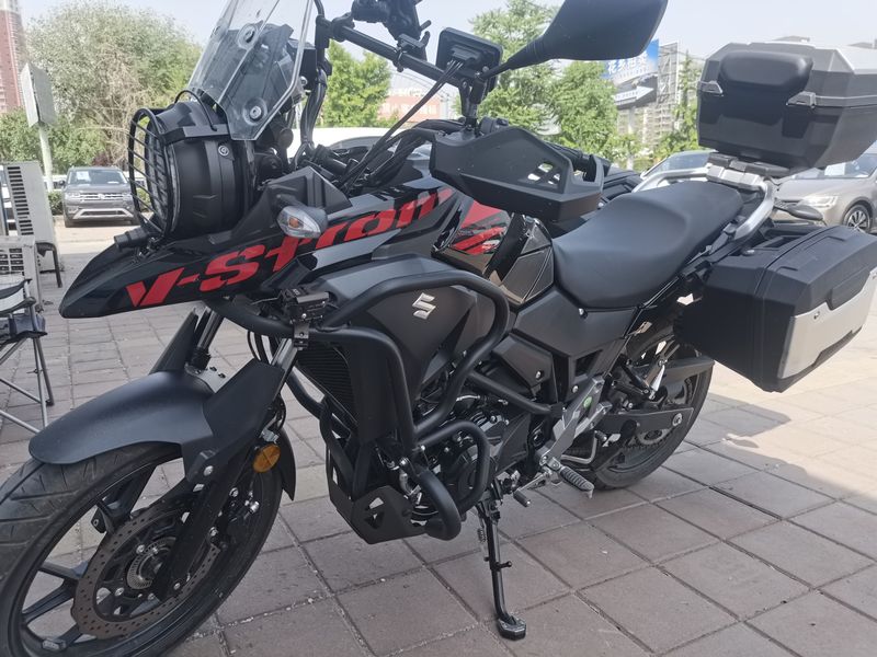 二手豪爵铃木DL250