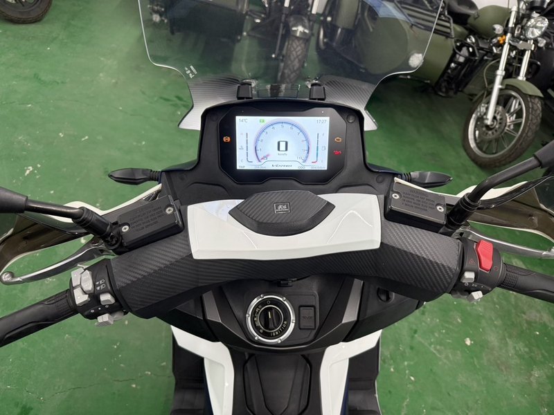 二手大阳V锐 ADV350