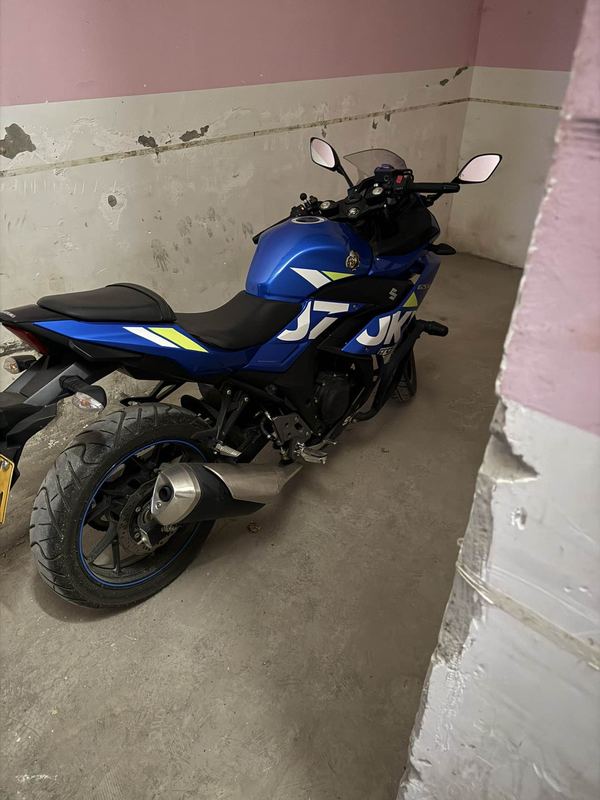 二手豪爵铃木GSX250R