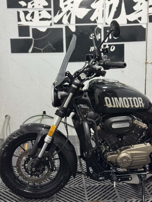二手QJMOTOR闪300