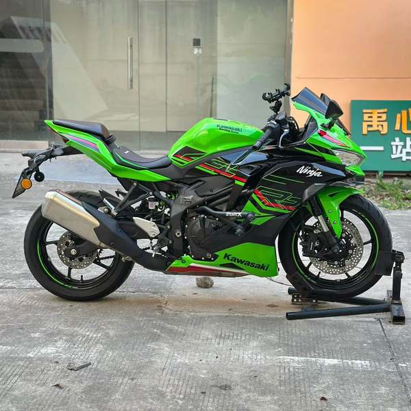 二手川崎ZX-4R