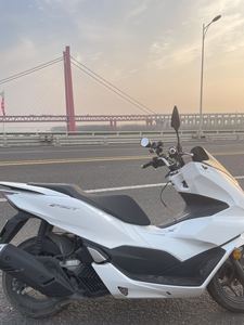 二手五羊本田PCX