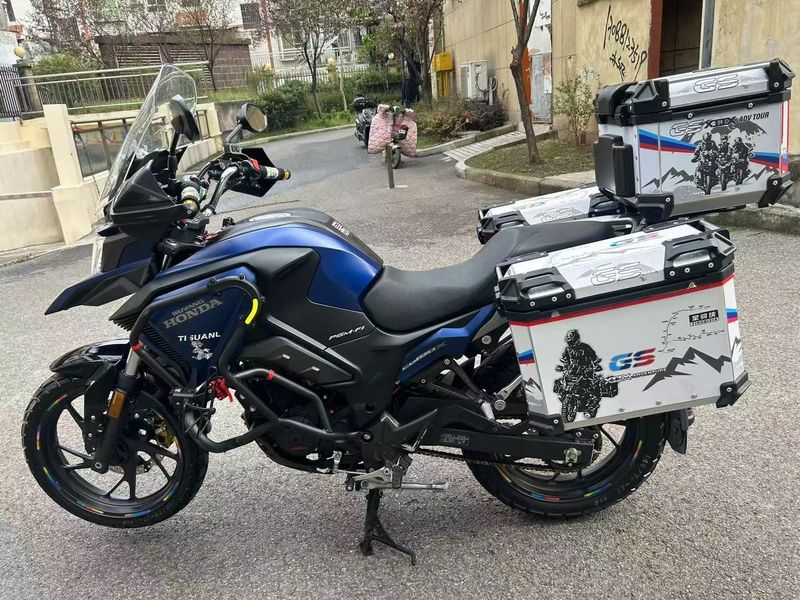 二手五羊本田猛鸷 CB190X