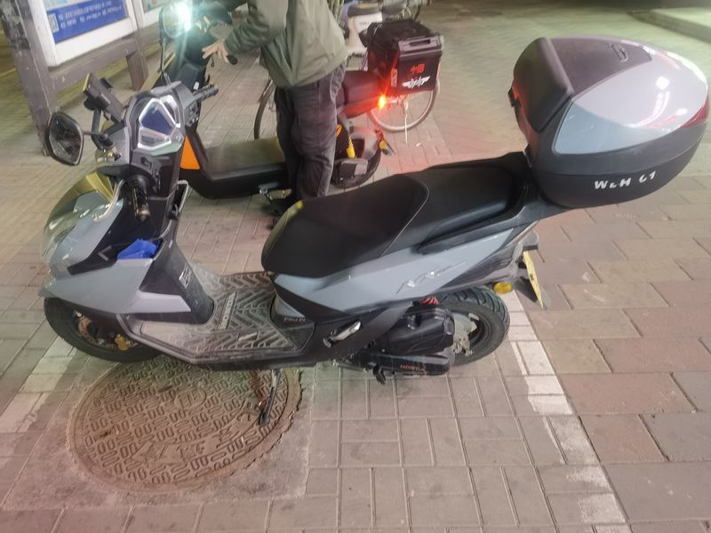 二手五羊本田NX125