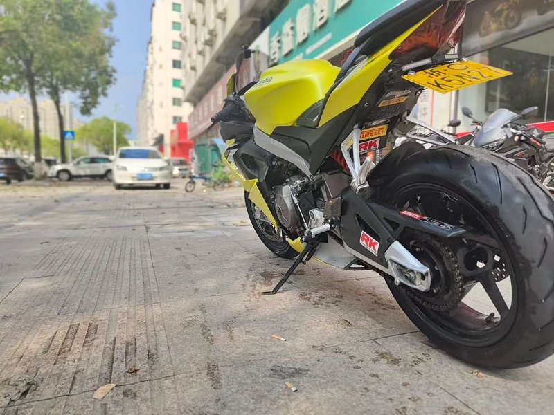 二手阿普利亚RS 660 