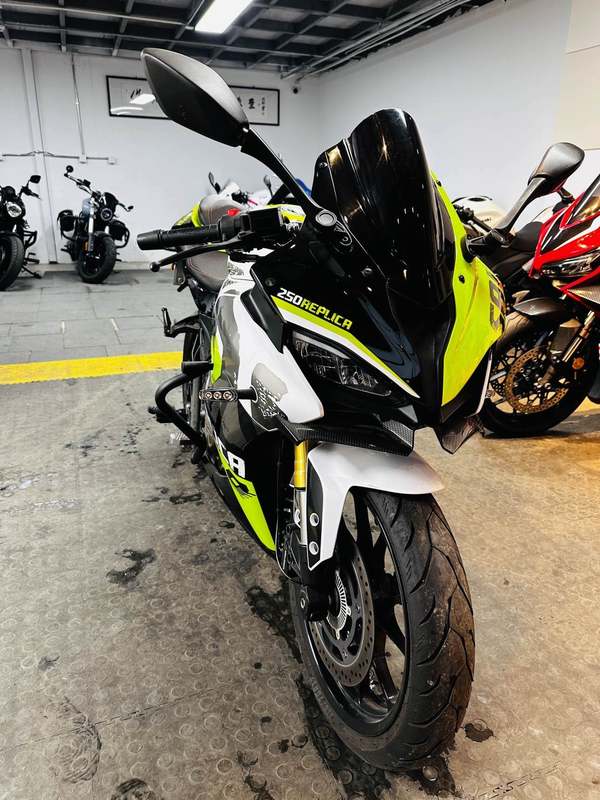 二手QJMOTOR赛250