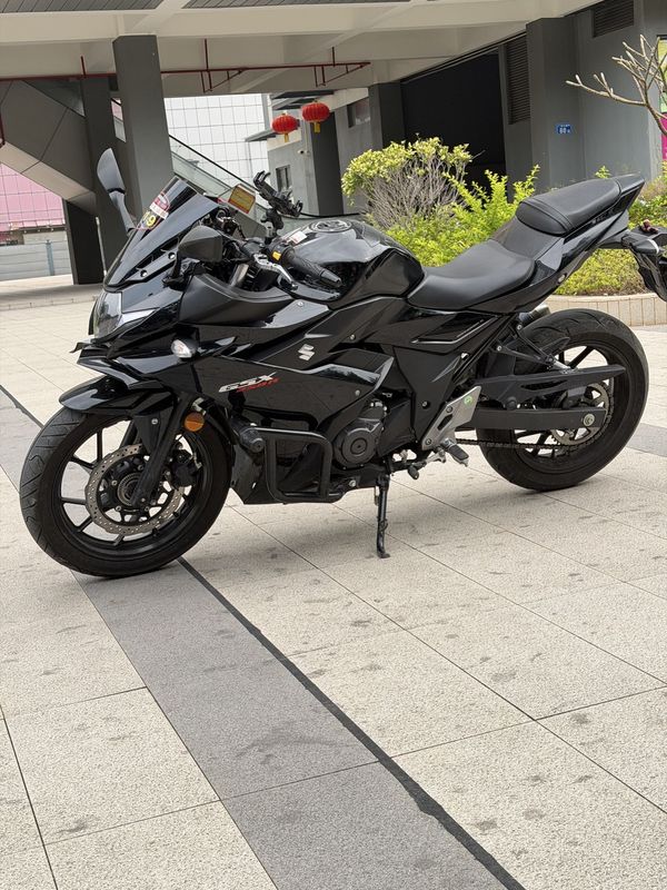 二手豪爵铃木GSX250R