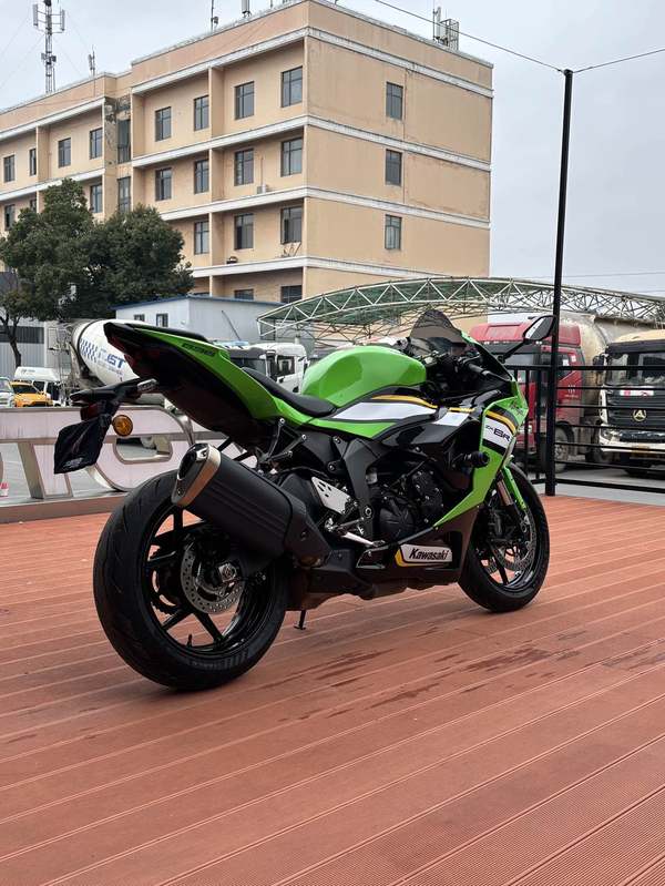 二手川崎Ninja ZX-6R 