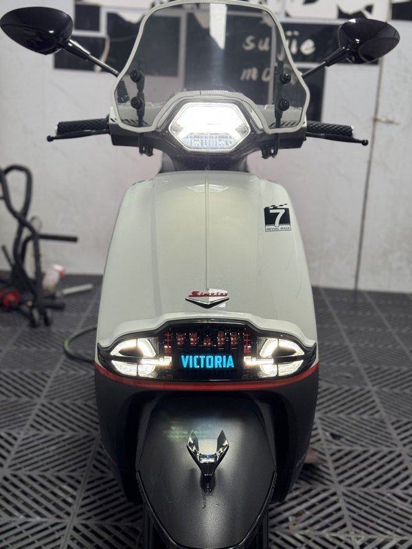 二手维多利亚Sixties 250Si