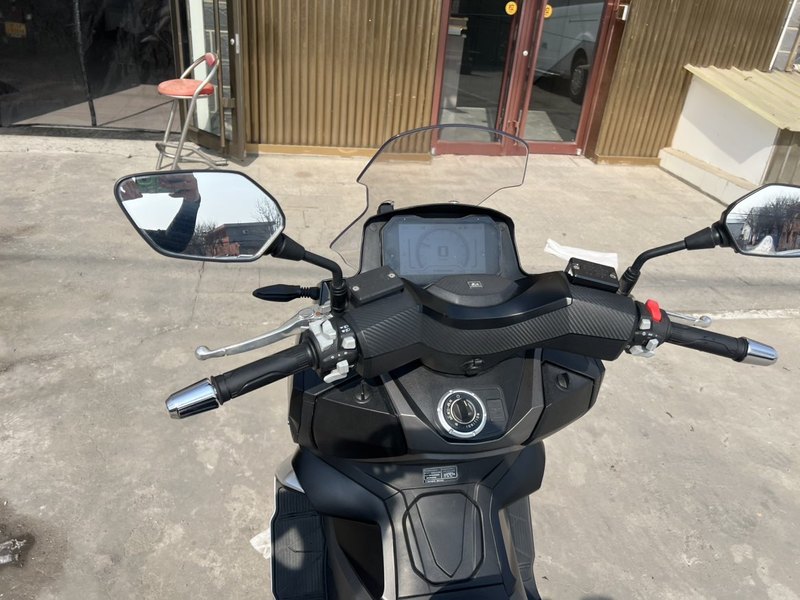 二手大阳V锐 ADV350