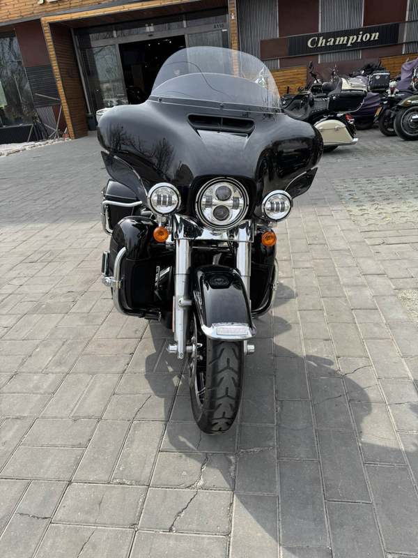 二手哈雷戴维森旗舰滑翔  Limited