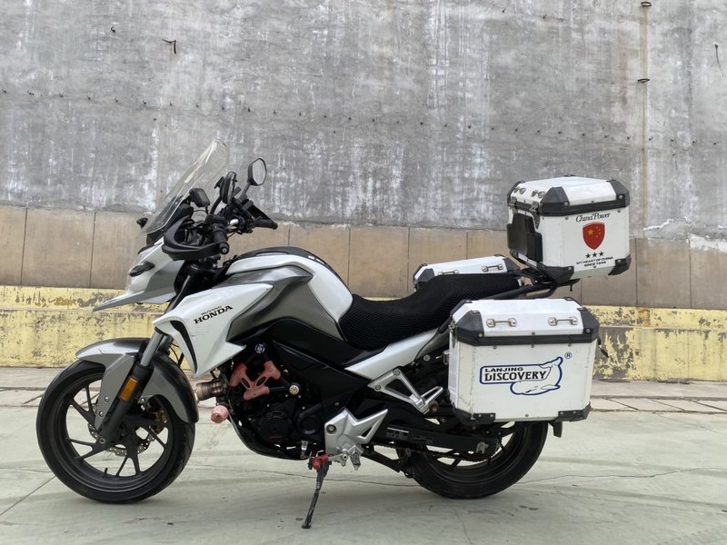 二手五羊本田猛鸷 CB190X