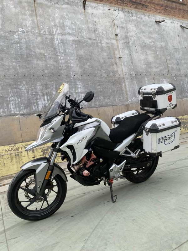 二手五羊本田猛鸷 CB190X