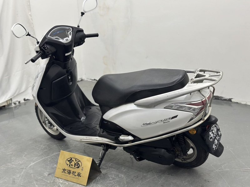 二手五羊本田SCR110 佳御