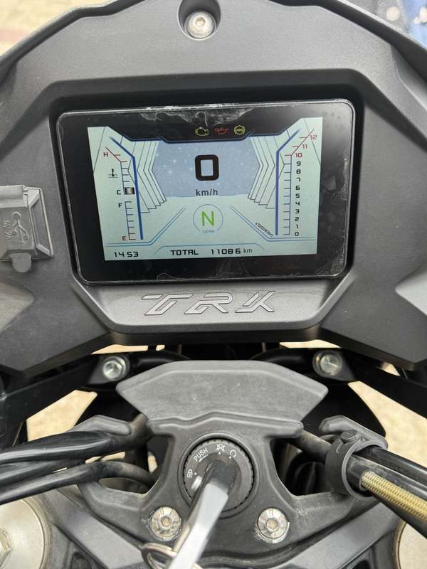 二手贝纳利金鹏 TRK502