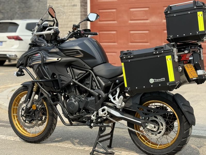 二手贝纳利TRK552