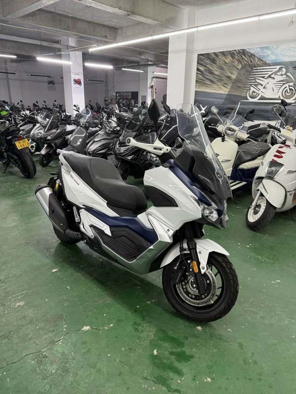 二手大阳V锐 ADV350