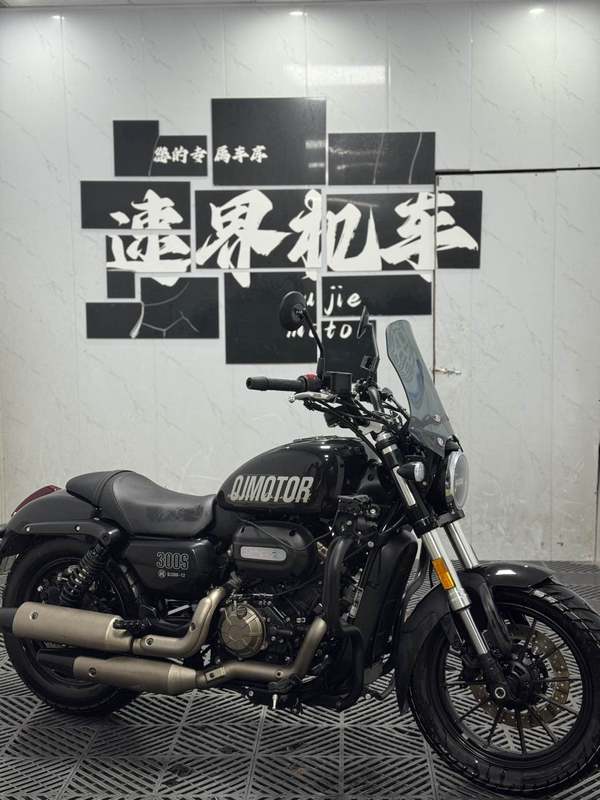 二手QJMOTOR闪300